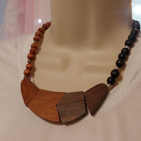 Colorblock Wood Beads Statement Necklace - Picture 3 of 5
